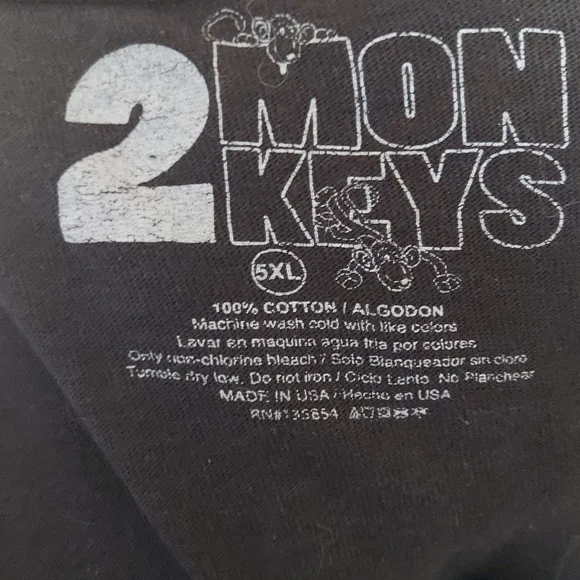 NBA Chicago Bulls/GOAT. 2 Tee. Size 5X Tall. Black Red. - Picture 2 of 3